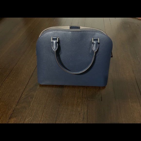 Michael Kors ‘Adele’ handbag - Picture 2 of 5